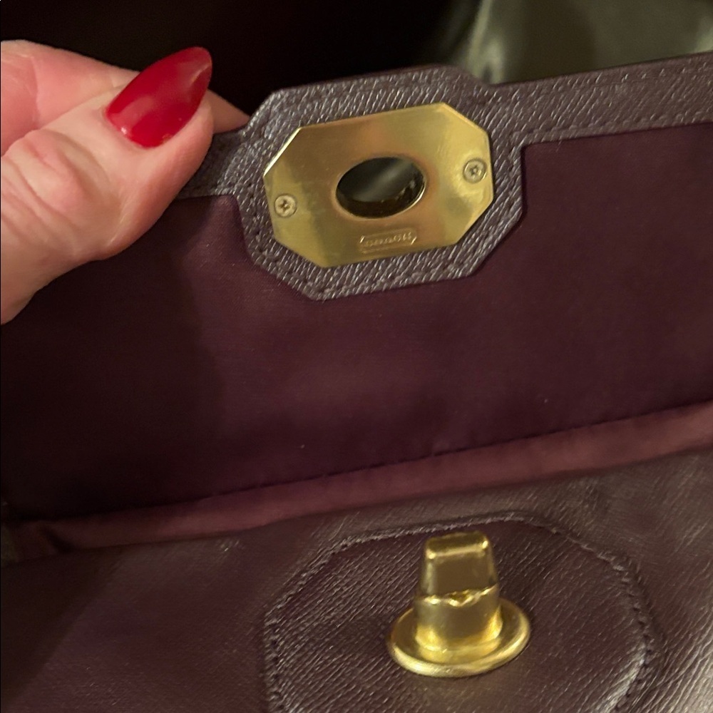 Coach Campbell Turnlock Leather Camera bag - Picture 12 of 13